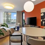 Skypark 1-Bedroom Apartment On Floor 11 With Park View And Parking By Skyviews * Μπρατισλάβα