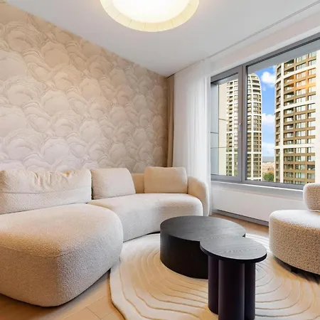 Skypark 1-bedroom On Floor 11 With Park View And Parking By Skyviews